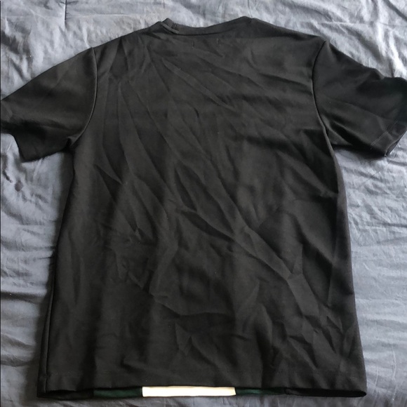 Men’s vertical stripe Tshirt - Picture 2 of 3